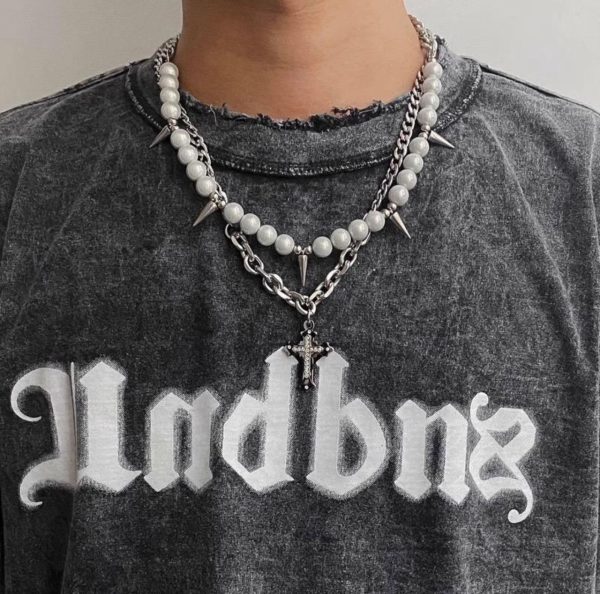 Celebrity necklace